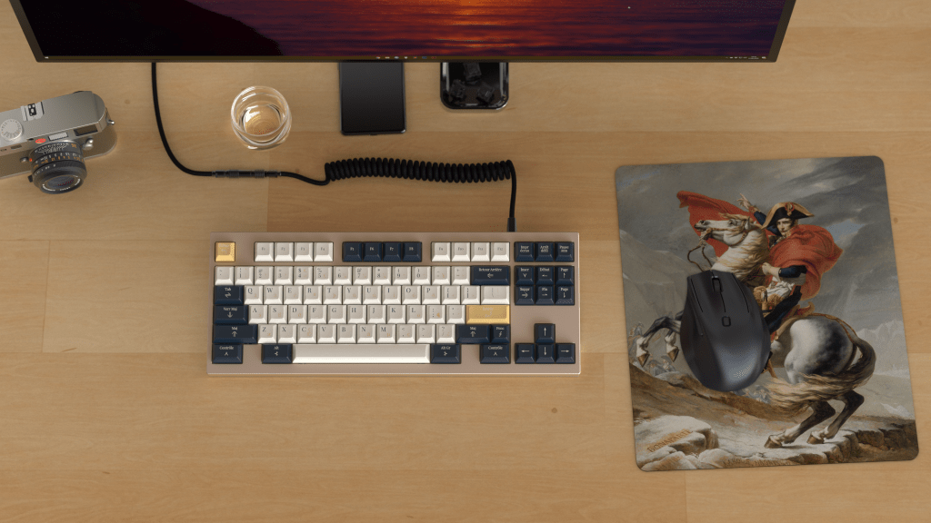 Waterloo alphas on Mech27 TKL. Render by manzel.